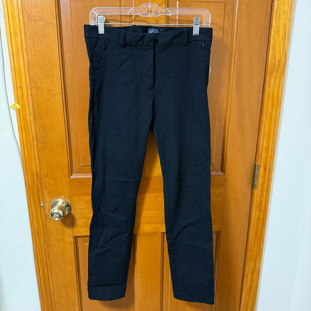 NWT Gap 9" Midrise Bistretch Stovepipe Slim Fit Pants Black Zipped Pockets sz 4P
